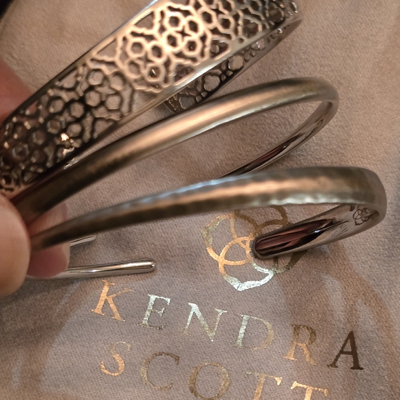 Kendra Scott Silver Tiana Cuff Bracelet Set - Picture 2 of 16